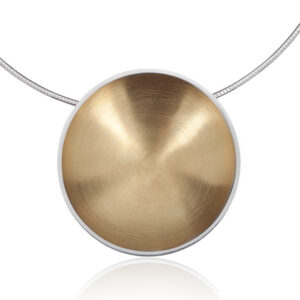 Kjempeplanet forgylt