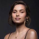 Planetitos øredobber og Planetito halskjede i forgylt sølv