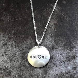 Oslove - håndstemplet sølvsmykke