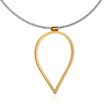 Stor pil halssmykke i forgylt sølv